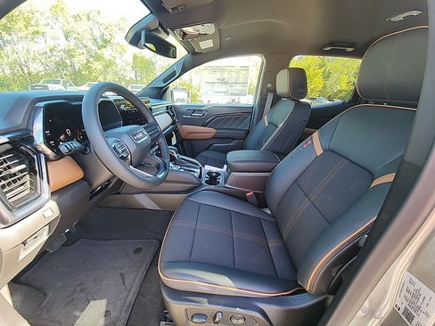 New 2026 GMC Canyon AT4 image 16