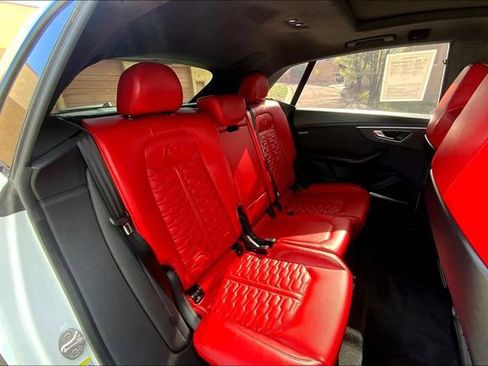 Used 2023 Audi RS Q8 image 19
