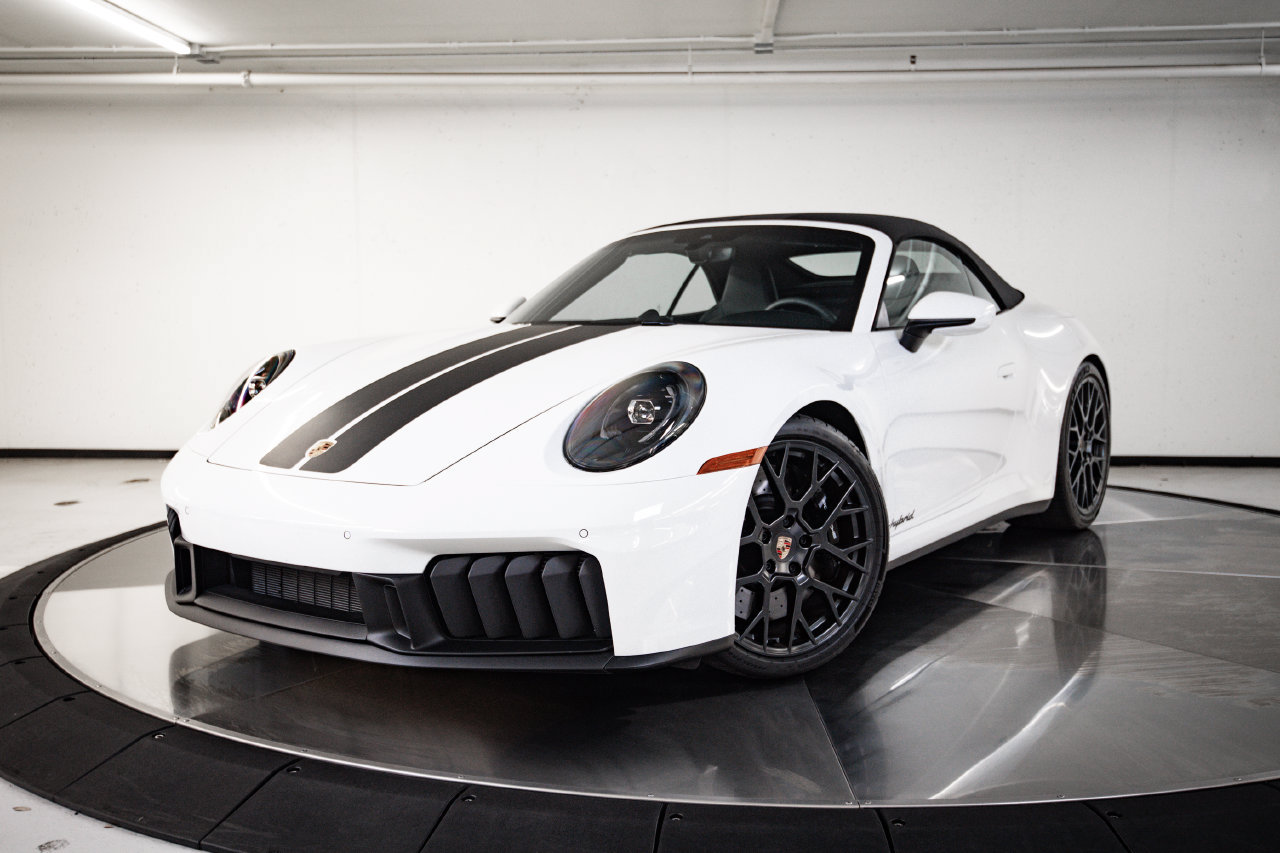 Certified 2026 Porsche 911 Carrera GTS RWD image 1