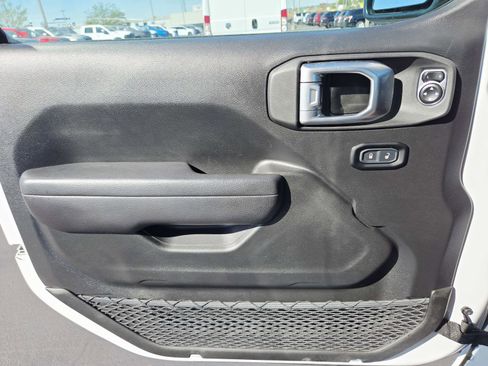 Used 2024 Jeep Gladiator Sport image 35