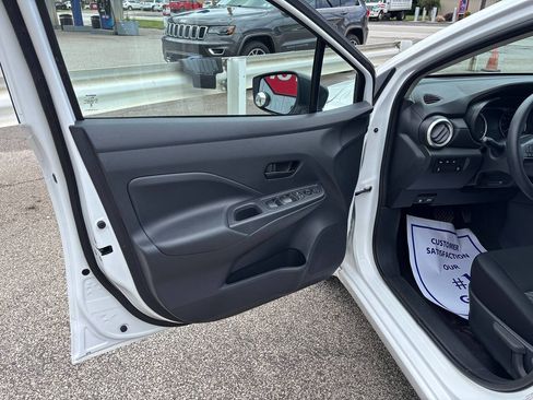 Used 2024 Nissan Versa S w/ S Plus Package FWD image 9