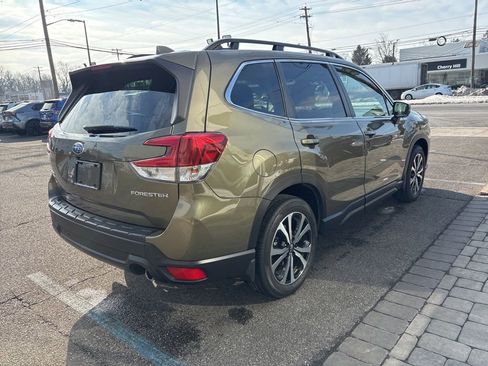 Certified 2023 Subaru Forester Limited image 12