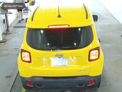 Used 2017 Jeep Renegade Sport w/ Power & Air Group FWD image 4