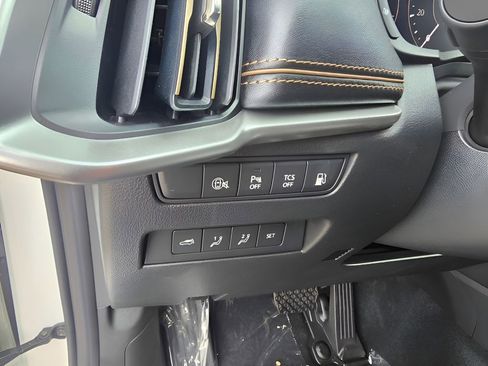 Used 2025 MAZDA CX-70 Plug-In Hybrid w/ Premium Plus image 25