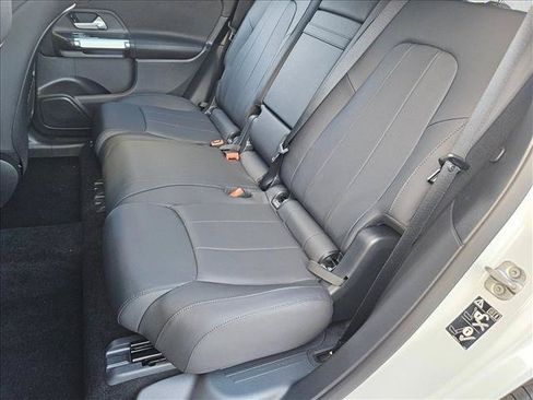 Used 2026 Mercedes-Benz GLB 250 image 15