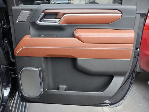 New 2025 GMC Sierra 3500 Denali Ultimate image 24