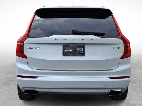 Used 2020 Volvo XC90 T5 Momentum w/ Protection Package Premier AWD/4WD image 5