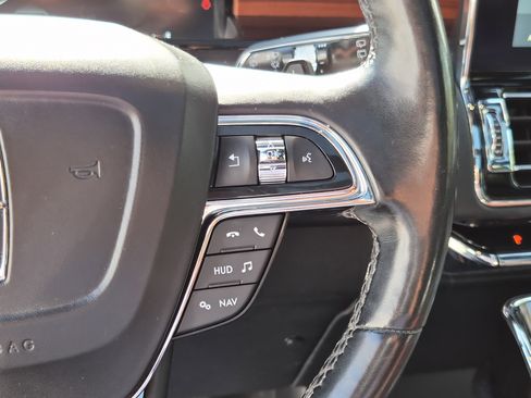 Used 2020 Lincoln Navigator Reserve w/ Equipment Group 208A Reserve image 28