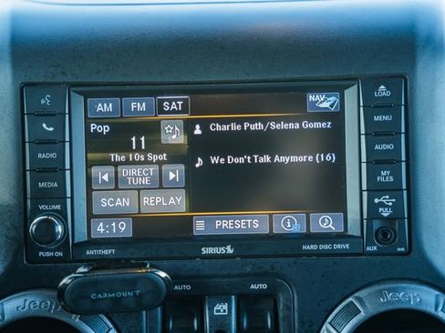 Used 2018 Jeep Wrangler Unlimited Sport image 23