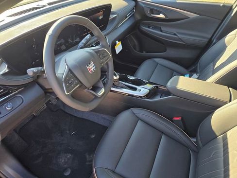 New 2026 Buick Envista Avenir image 18