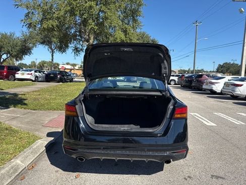 Used 2023 Nissan Altima 2.5 SL FWD image 18