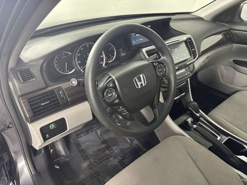 Used 2016 Honda Accord EX image 23