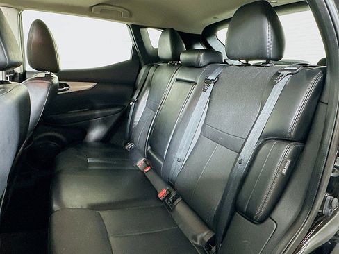 Used 2020 Nissan Rogue Sport SL w/ Premium Package FWD image 23