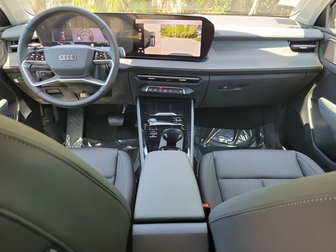 New 2026 Audi Q3 quattro 2.0T AWD/4WD image 12