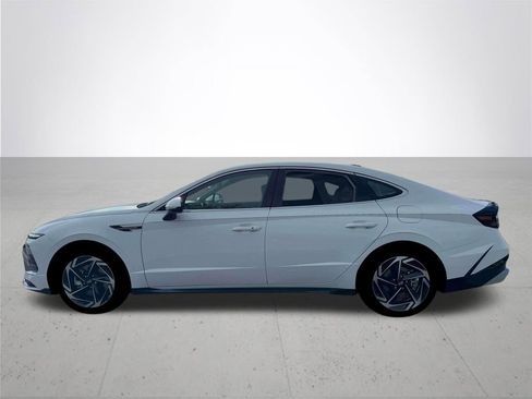 New 2026 Hyundai Sonata SEL image 3
