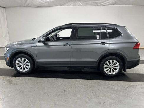 Used 2018 Volkswagen Tiguan S w/ 3rd Row Seat Package AWD/4WD image 6