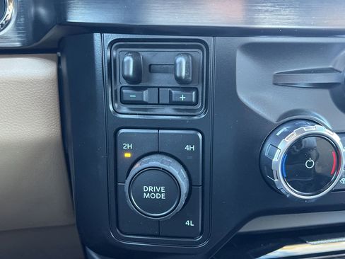 New 2026 Ford F350 Lariat w/ Chrome Package image 7