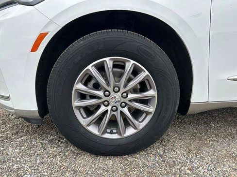 Used 2023 Buick Enclave Essence w/ Trailering Package, 5000 lbs. FWD image 11