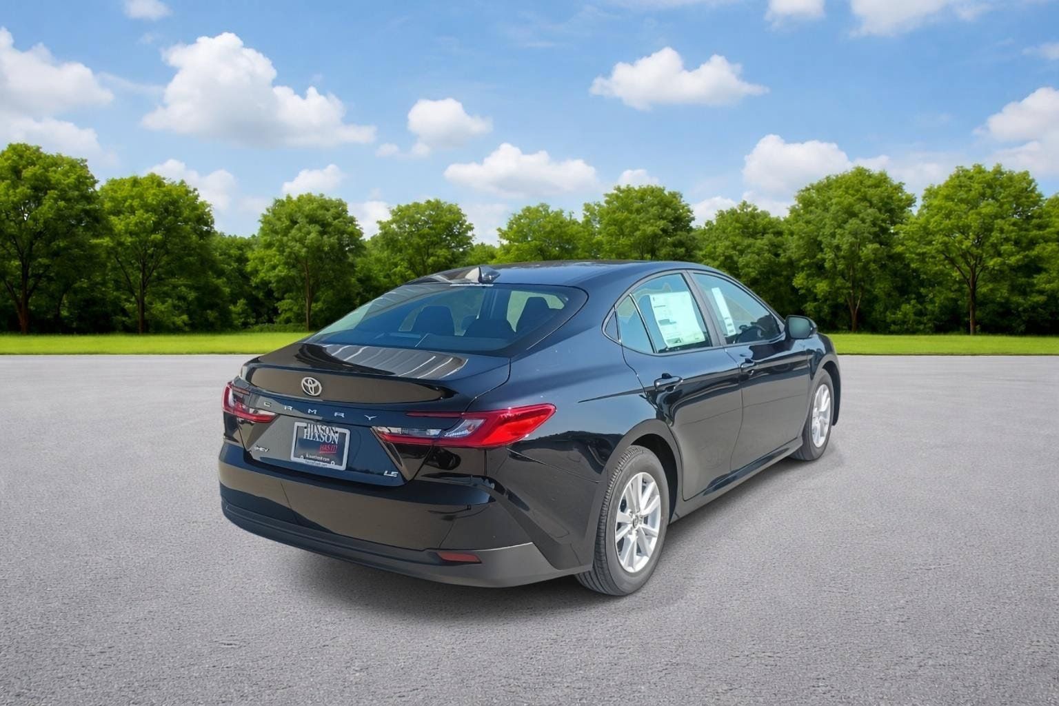 Used 2026 Toyota Camry LE FWD image 7