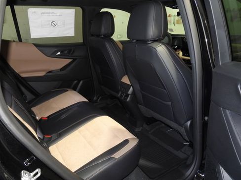 New 2026 Chevrolet Equinox ACTIV w/ Convenience Package III FWD image 45