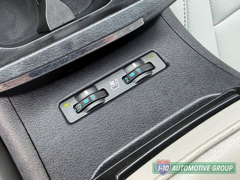 Used 2011 Lexus ES 350 FWD image 27