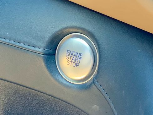 Used 2022 Hyundai Santa Fe Calligraphy image 48