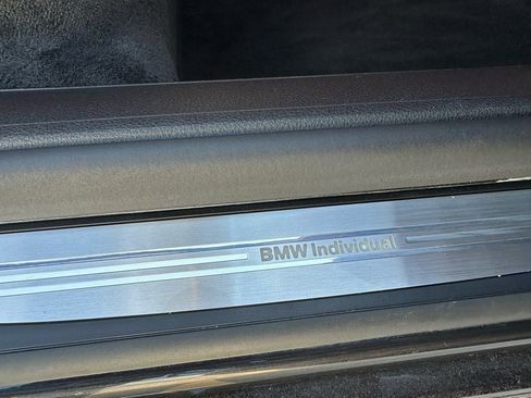 Used 2011 BMW 750Li image 50