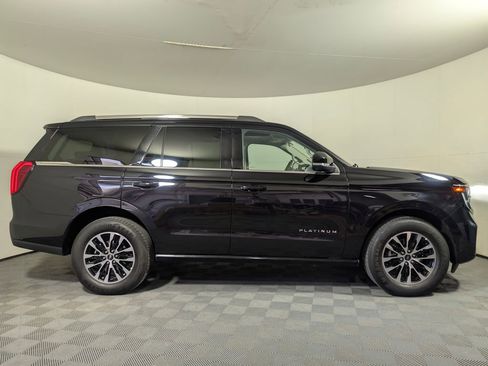 Certified 2025 Ford Expedition Platinum image 2