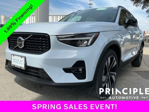 New 2026 Volvo XC40 B5 Plus w/ Protection Package Premier AWD/4WD image 5