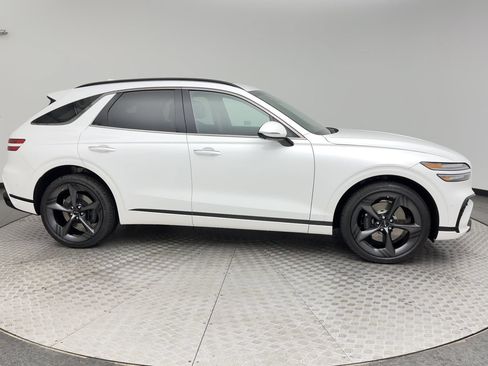 Certified 2026 Genesis GV70 3.5T Sport Prestige AWD/4WD image 9