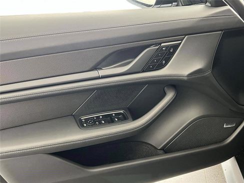 New 2026 Porsche Taycan GTS image 14