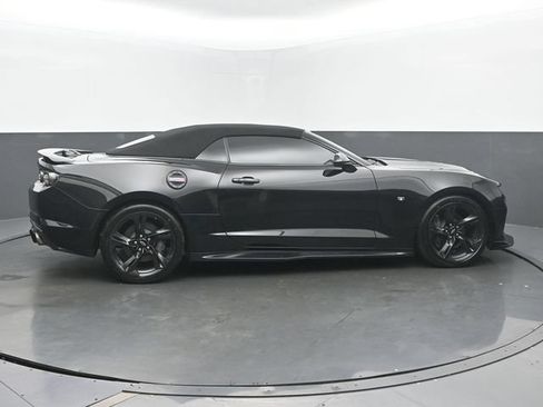 Used 2020 Chevrolet Camaro SS RWD image 6