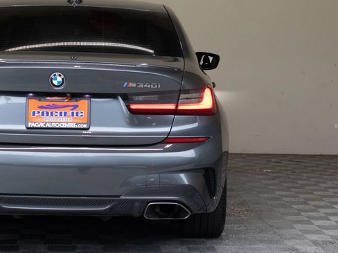 Used 2022 BMW M340i w/ Premium Package RWD image 12