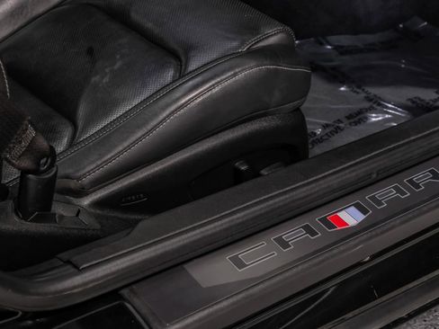 Used 2018 Chevrolet Camaro SS image 43