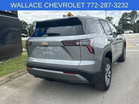 Used 2026 Chevrolet Equinox LT w/ Safety and Technology Package FWD image 6