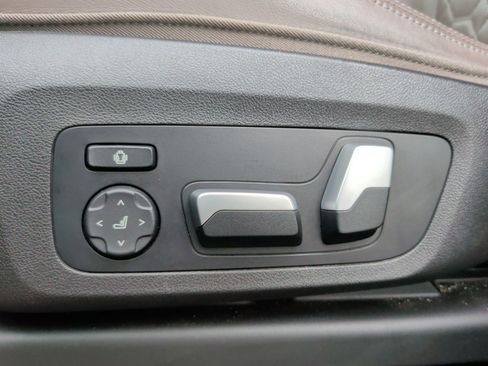 Used 2023 BMW X3 M w/ Competition Package image 28