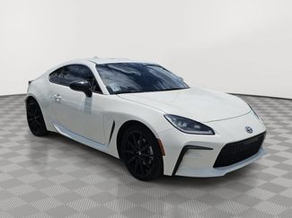 Used 2025 Toyota GR86 Premium RWD video 2