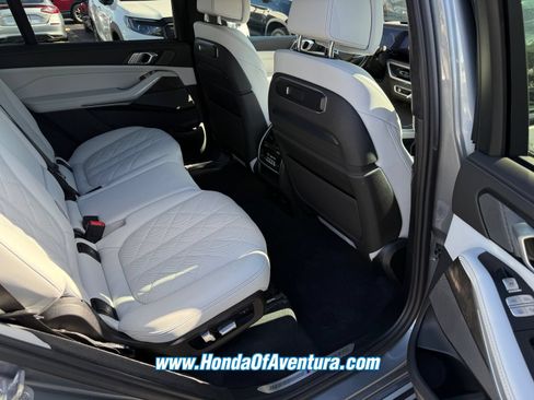 Used 2024 BMW X7 xDrive40i w/ Executive Package AWD/4WD image 13