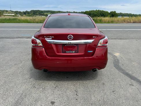 Used 2014 Nissan Altima 2.5 SV FWD image 10