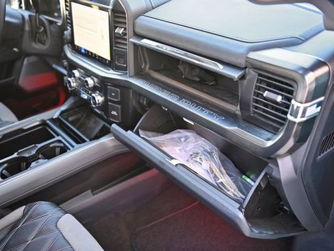 New 2026 Ford F250 Lariat w/ Black Appearance Package AWD/4WD image 25