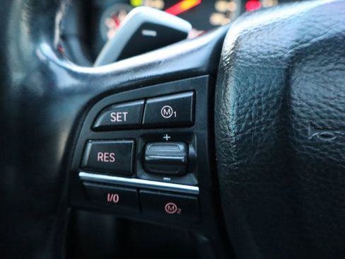 Used 2013 BMW M5 image 29