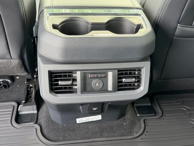 New 2027 Ford F250 Lariat w/ Black Appearance Package AWD/4WD image 20