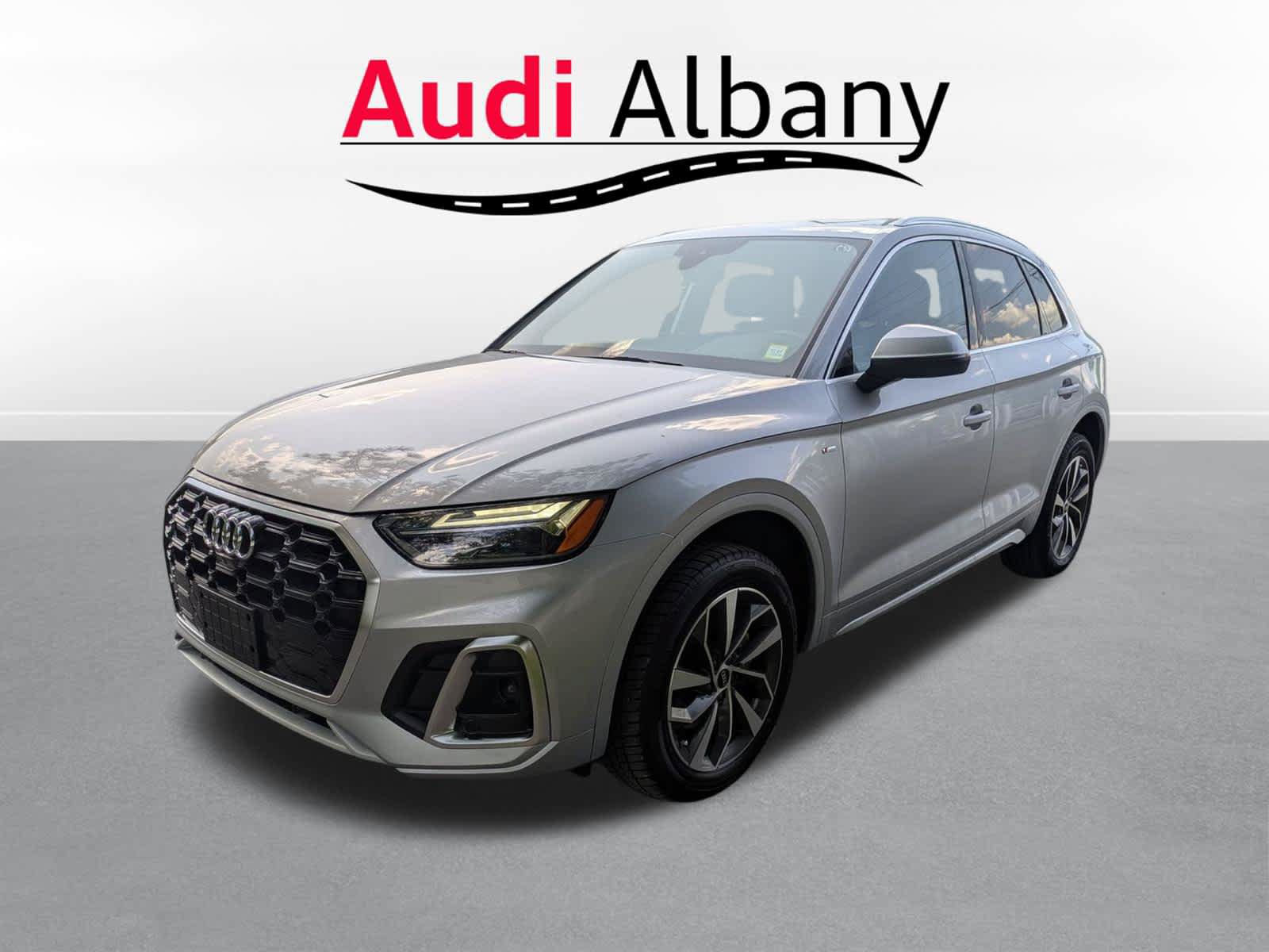 Certified 2023 Audi Q5 2.0T Premium Plus w/ Premium Plus Package AWD/4WD image 1