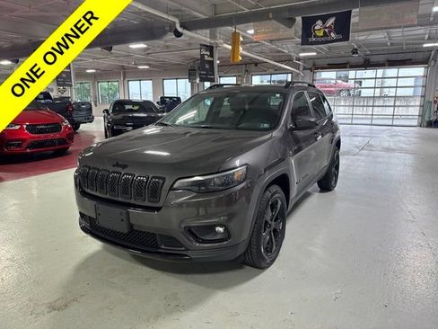 Used 2019 Jeep Cherokee Latitude Plus AWD/4WD image 1