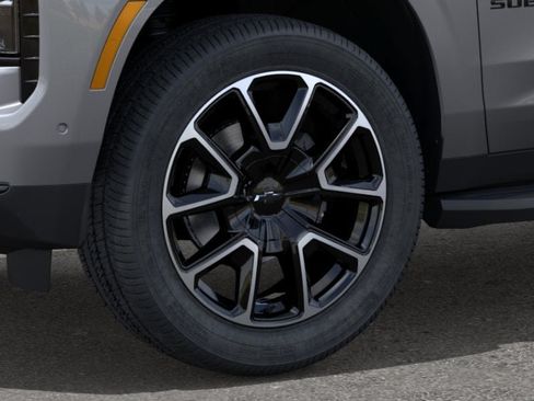 New 2026 Chevrolet Suburban RST w/ Sun And Tow Package AWD/4WD image 9