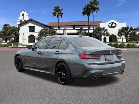 Used 2022 BMW 330i Sedan w/ M Sport Package RWD image 4