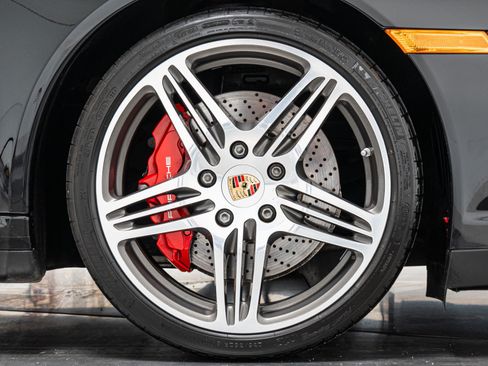 Used 2007 Porsche 911 Turbo AWD/4WD image 40