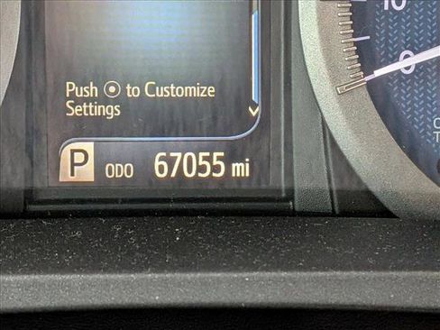 Used 2018 Toyota Sienna XLE Premium image 11