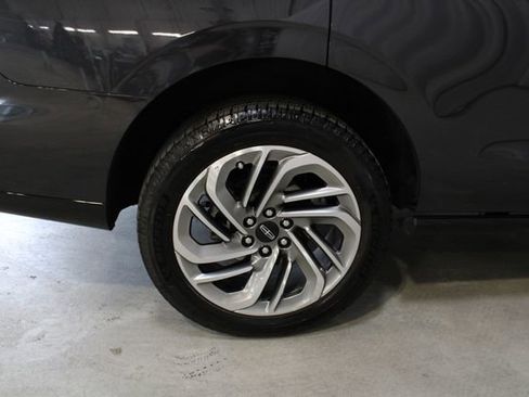 New 2026 Lincoln Navigator Reserve AWD/4WD image 26