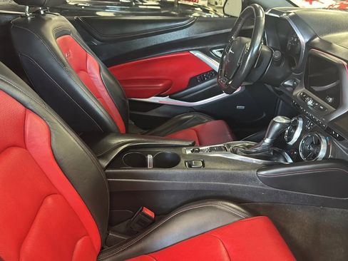 Used 2016 Chevrolet Camaro SS RWD image 10